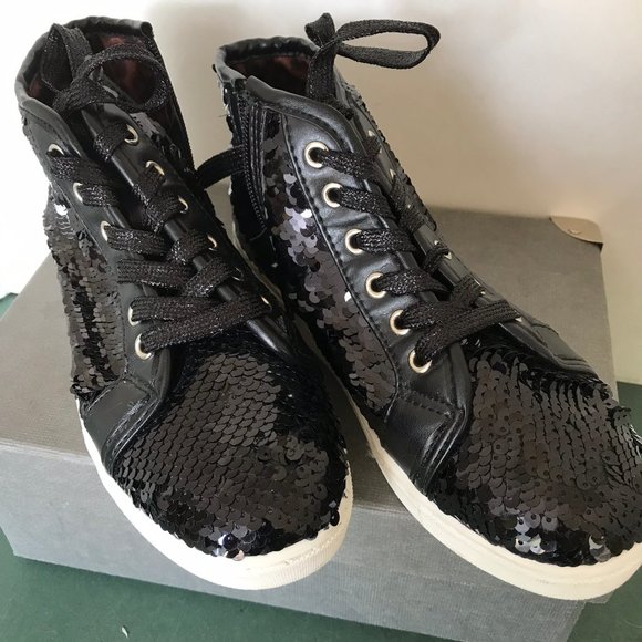 Steve Madden Black Sequin With Yellow Emoji - Picture 4 of 9